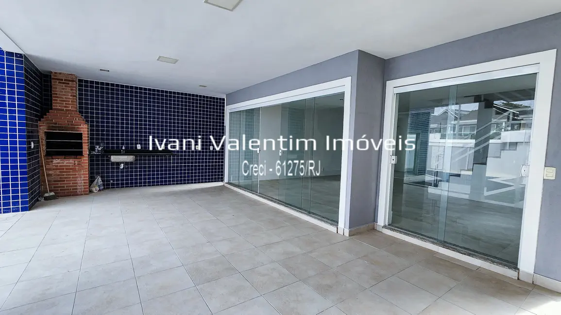 Casa com 4 quartos à venda, 240m2 em Recreio dos Bandeirantes, Rio De Janeiro - RJ - imagem 9 Foto 9 de Casa com 4 quartos à venda, 240m2 em Recreio dos Bandeirantes, Rio De Janeiro - RJ