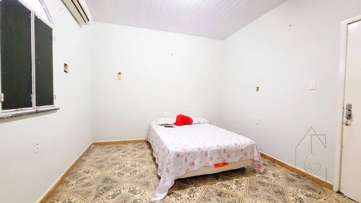 Foto 9 de Casa com 3 quartos à venda, 90m2 em São José Operário, Manaus - AM