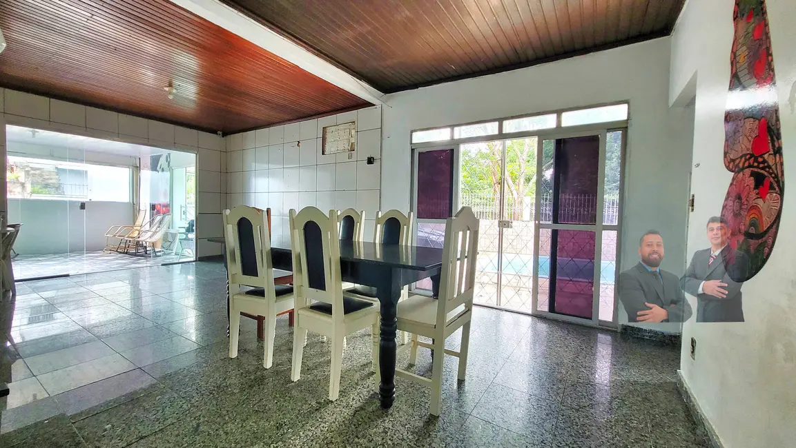 Casa com 4 quartos à venda, 260m2 em Flores, Manaus - AM - imagem 9 Foto 9 de Casa com 4 quartos à venda, 260m2 em Flores, Manaus - AM