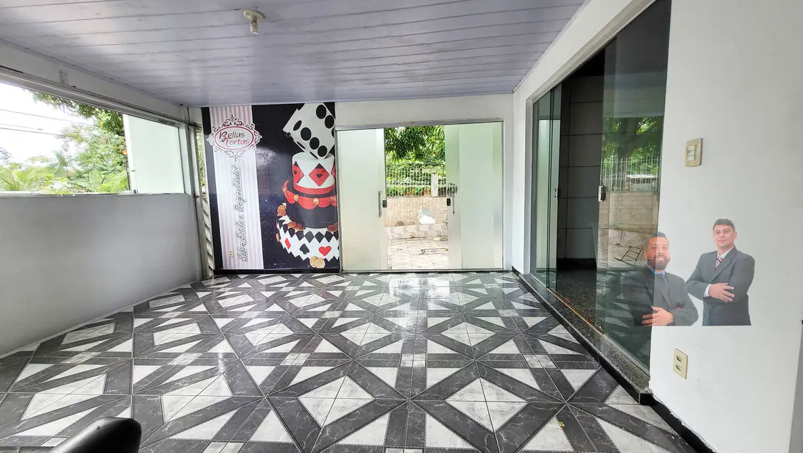 Casa com 4 quartos à venda, 260m2 em Flores, Manaus - AM - imagem 4 Foto 4 de Casa com 4 quartos à venda, 260m2 em Flores, Manaus - AM