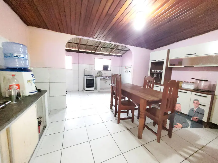 Foto 6 de Casa com 6 quartos à venda, 219m2 em Alvorada, Manaus - AM