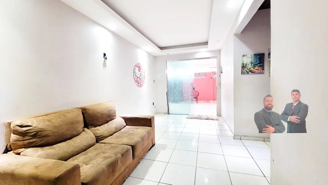 Foto 3 de Casa com 6 quartos à venda, 219m2 em Alvorada, Manaus - AM