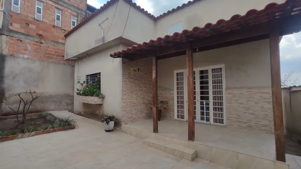 Foto 5 de Casa com 3 quartos à venda, 70m2 em Florença, Ribeirao Das Neves - MG