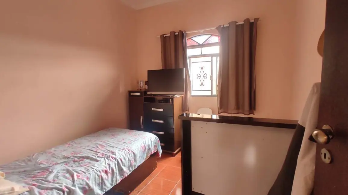Foto 9 de Casa com 3 quartos à venda, 70m2 em Florença, Ribeirao Das Neves - MG