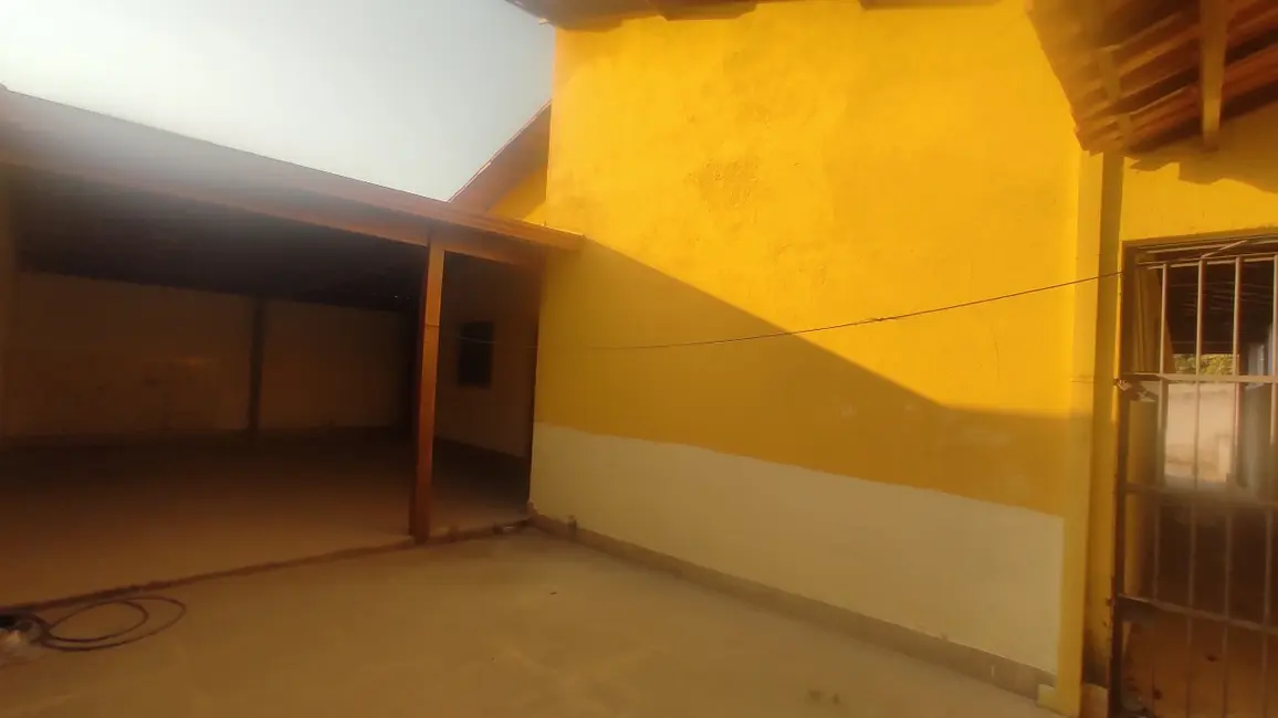 Foto 4 de Casa com 2 quartos à venda, 70m2 em Esmeraldas - MG