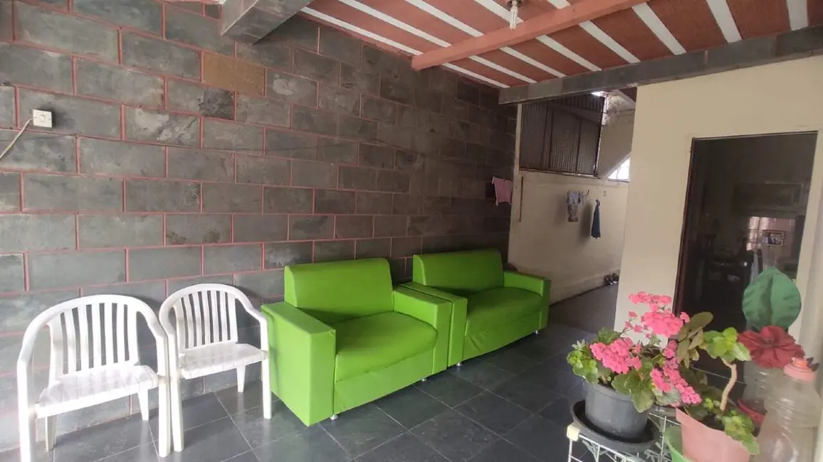 Casa com 3 quartos à venda, 140m2 em Veneza, Ribeirao Das Neves - MG - imagem 5 Foto 5 de Casa com 3 quartos à venda, 140m2 em Veneza, Ribeirao Das Neves - MG