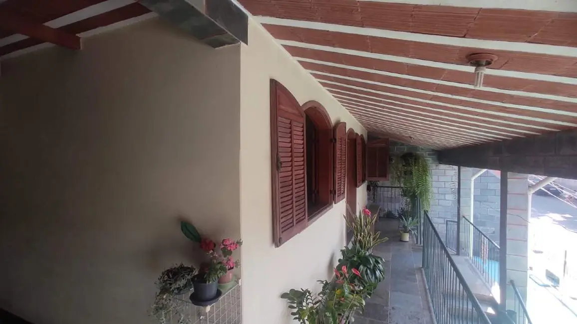 Casa com 3 quartos à venda, 140m2 em Veneza, Ribeirao Das Neves - MG - imagem 6 Foto 6 de Casa com 3 quartos à venda, 140m2 em Veneza, Ribeirao Das Neves - MG