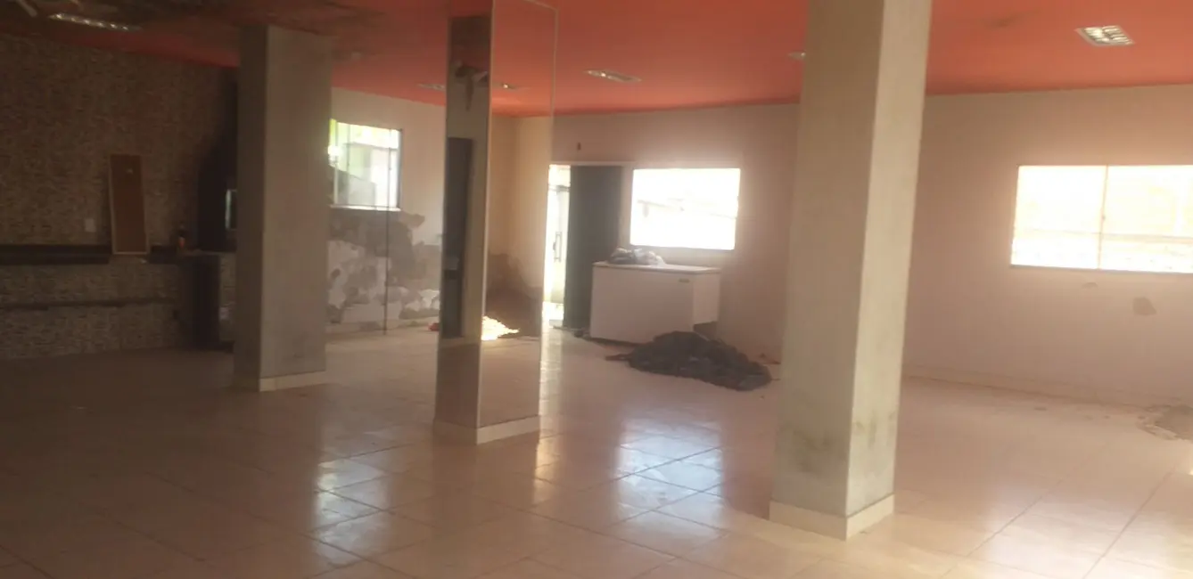 Foto 2 de Loja para alugar, 120m2 em Veneza, Ribeirao Das Neves - MG