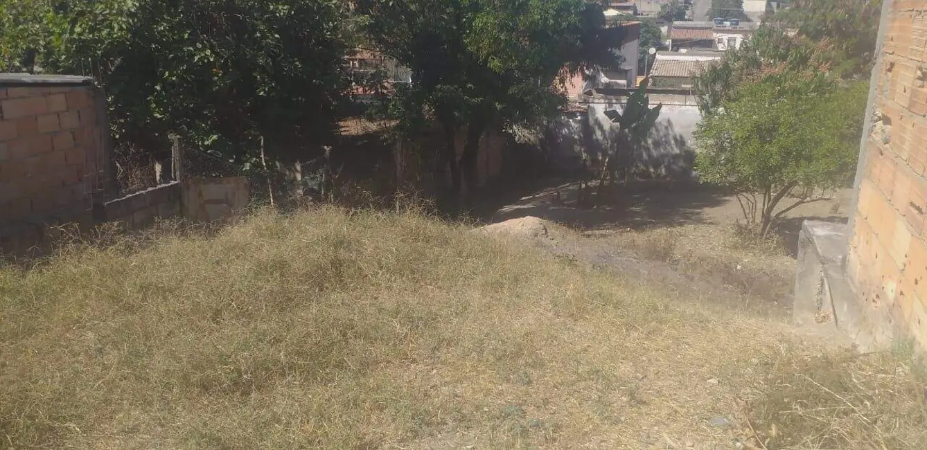 Terreno / Lote à venda, 360m2 em Veneza, Ribeirao Das Neves - MG - imagem 4 Foto 4 de Terreno / Lote à venda, 360m2 em Veneza, Ribeirao Das Neves - MG