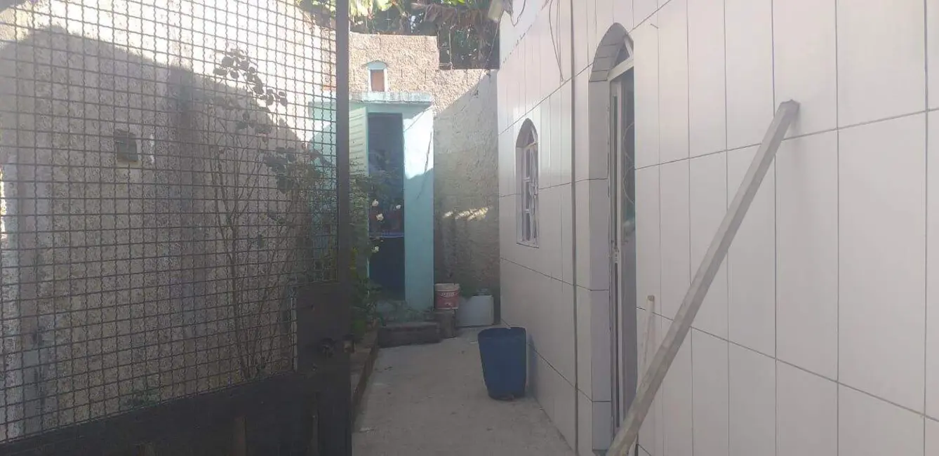 Foto 2 de Casa com 3 quartos à venda, 100m2 em Metropolitano, Ribeirao Das Neves - MG