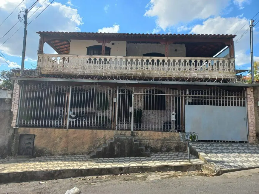 Foto 4 de Casa com 3 quartos à venda, 360m2 em Contagem - MG
