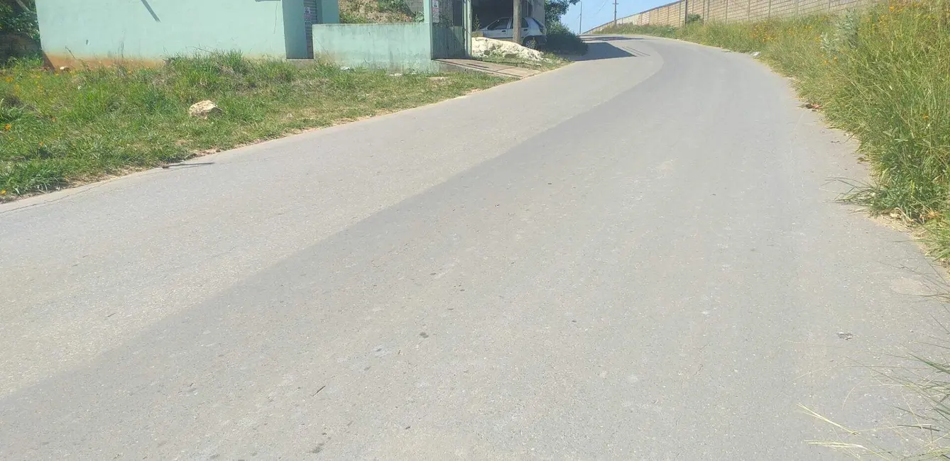 Foto 6 de Casa com 2 quartos à venda, 120m2 em Esmeraldas - MG
