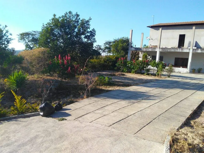Chácara com 4 quartos à venda, 300m2 em Esmeraldas - MG - imagem 3 Foto 3 de Chácara com 4 quartos à venda, 300m2 em Esmeraldas - MG