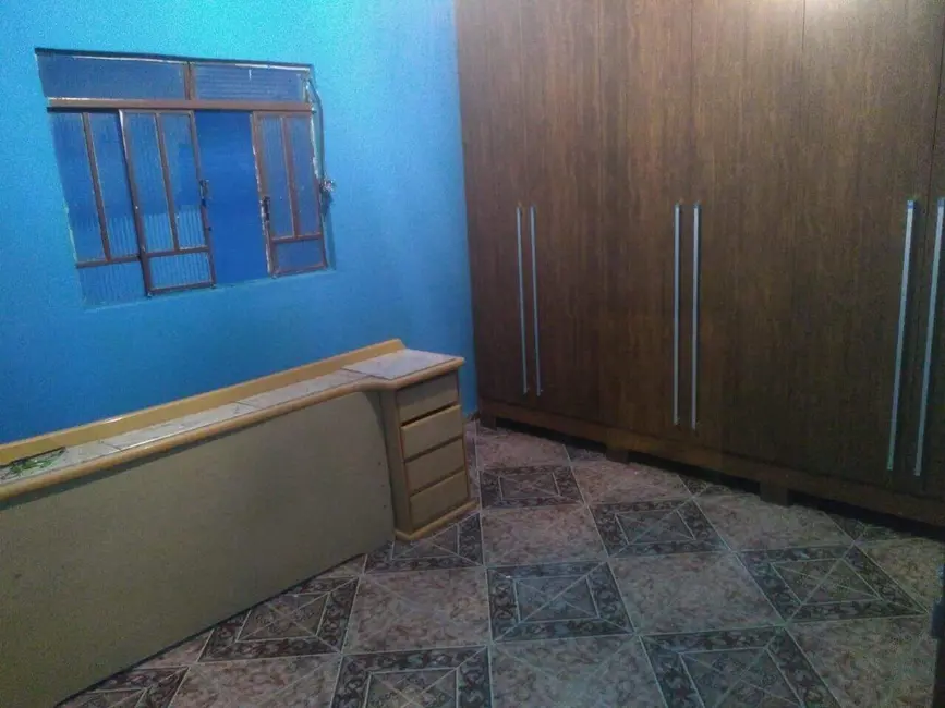 Casa com 5 quartos à venda, 360m2 em Veneza, Ribeirao Das Neves - MG - imagem 8 Foto 8 de Casa com 5 quartos à venda, 360m2 em Veneza, Ribeirao Das Neves - MG