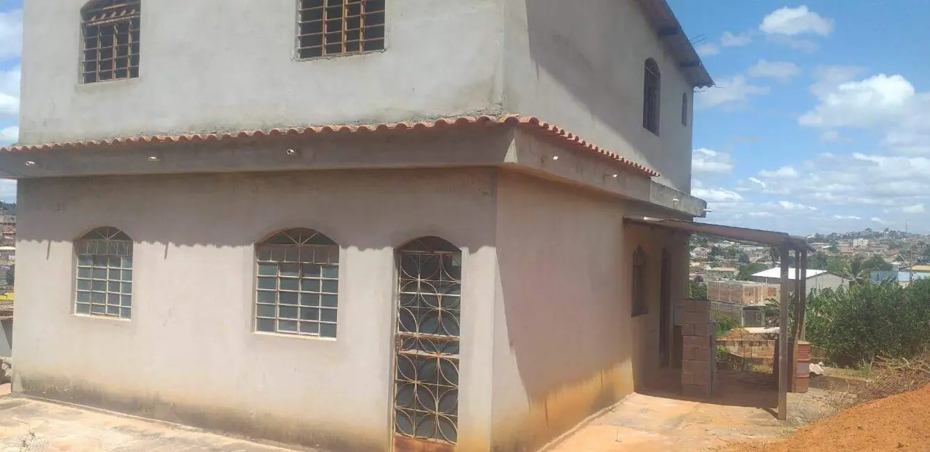 Foto 1 de Casa com 2 quartos à venda, 120m2 em Alicante, Ribeirao Das Neves - MG