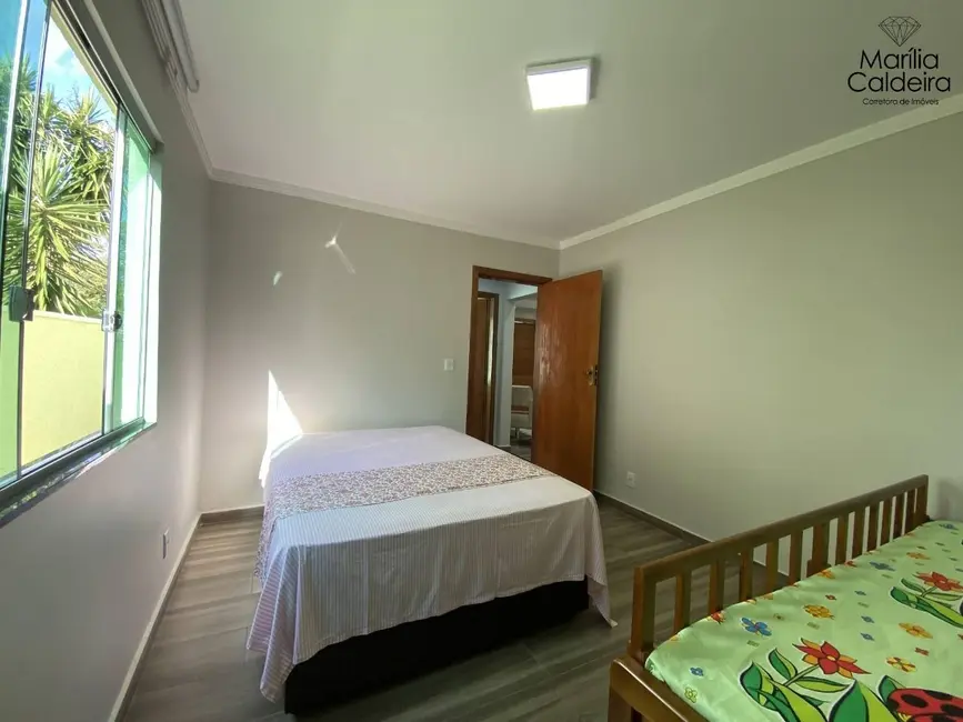 Foto 7 de Casa com 3 quartos à venda, 1000m2 em Ribeirao Das Neves - MG