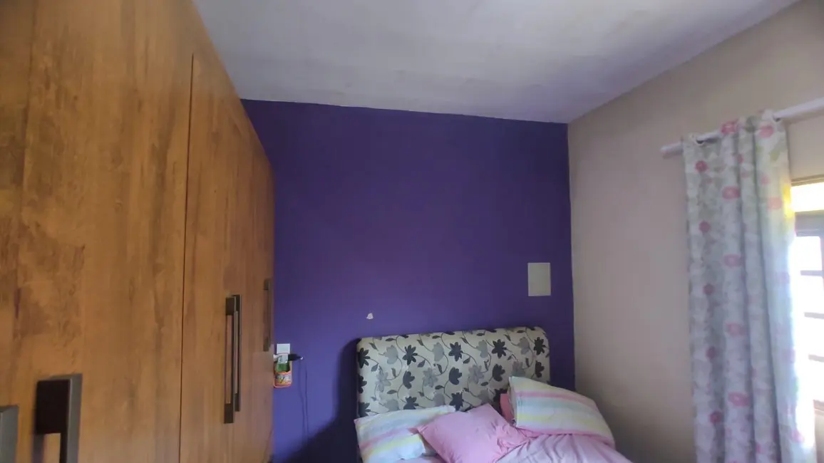 Foto 9 de Casa com 4 quartos à venda, 150m2 em Florença, Ribeirao Das Neves - MG
