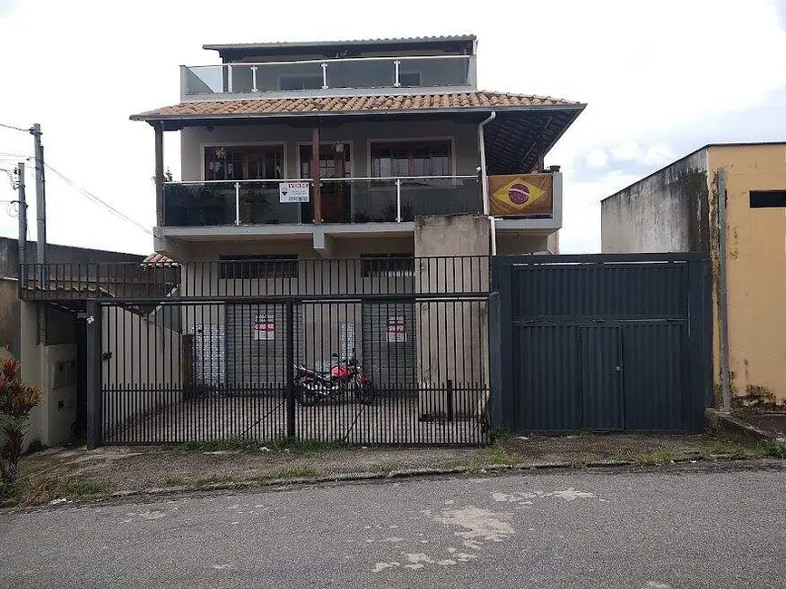 Foto 2 de Casa com 7 quartos à venda, 280m2 em Contagem - MG