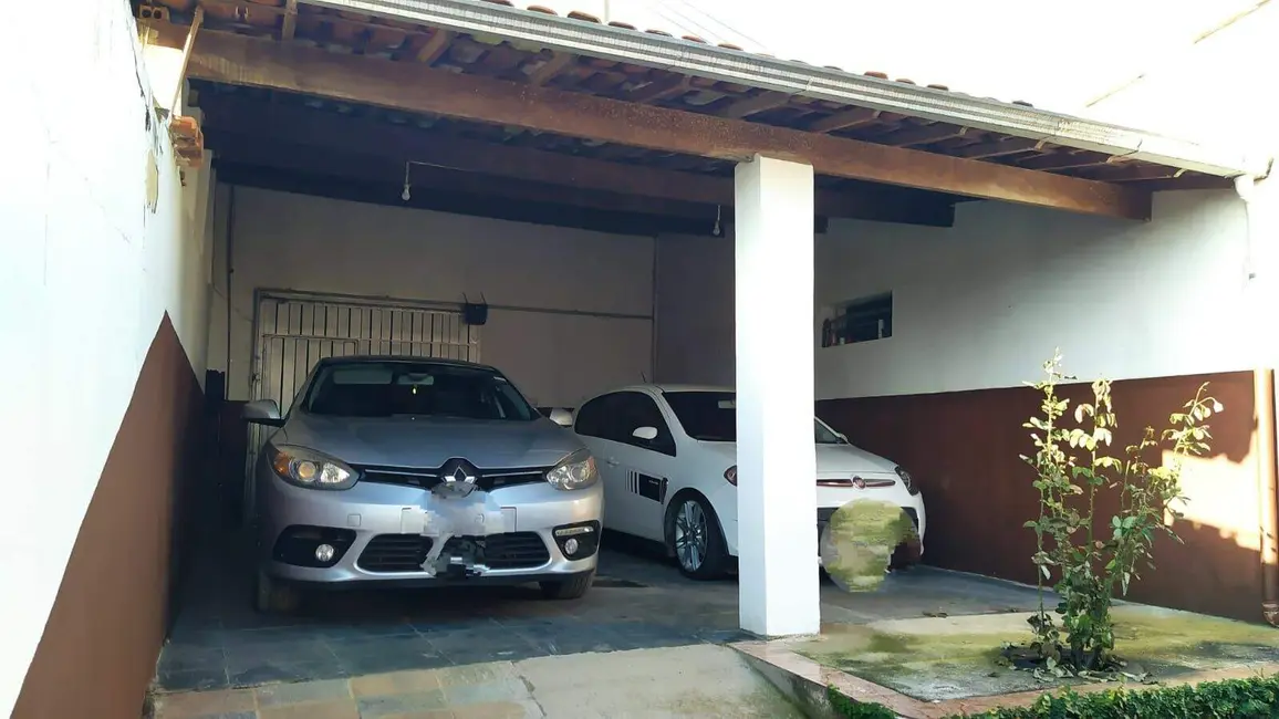 Casa com 4 quartos à venda, 130m2 em Vale das Acácias, Ribeirao Das Neves - MG - imagem 4 Foto 4 de Casa com 4 quartos à venda, 130m2 em Vale das Acácias, Ribeirao Das Neves - MG