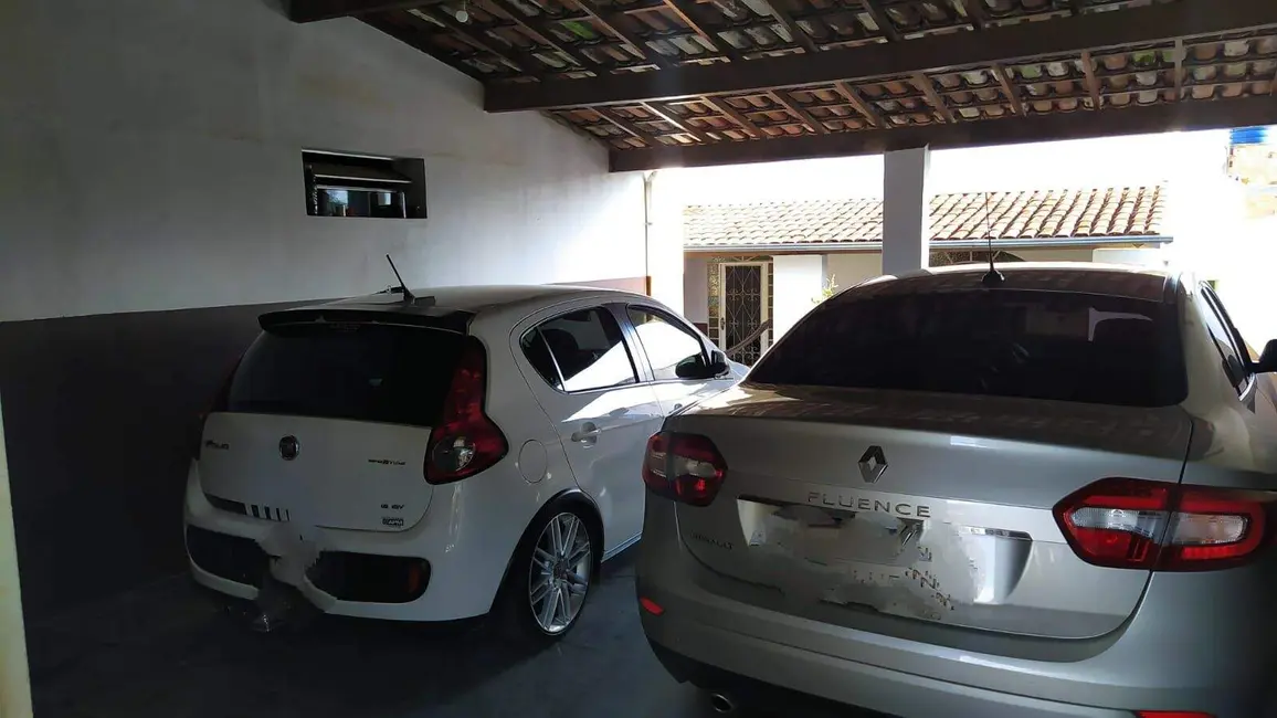 Foto 2 de Casa com 4 quartos à venda, 130m2 em Vale das Acácias, Ribeirao Das Neves - MG