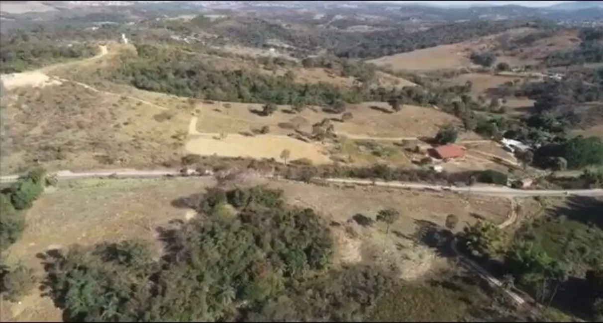 Foto 1 de Terreno / Lote à venda, 280000m2 em Esmeraldas - MG