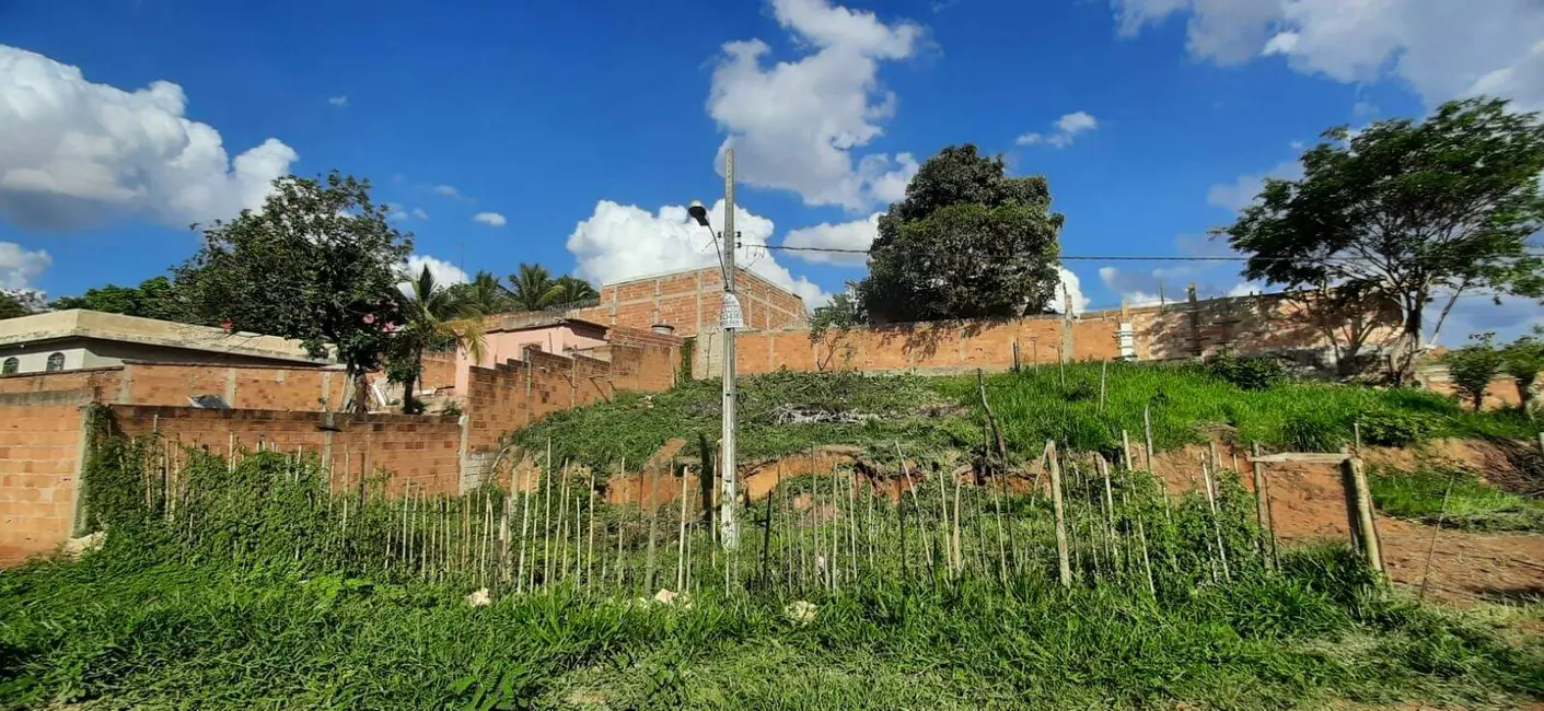 Terreno / Lote à venda, 411m2 em Florença, Ribeirao Das Neves - MG - imagem 6 Foto 6 de Terreno / Lote à venda, 411m2 em Florença, Ribeirao Das Neves - MG