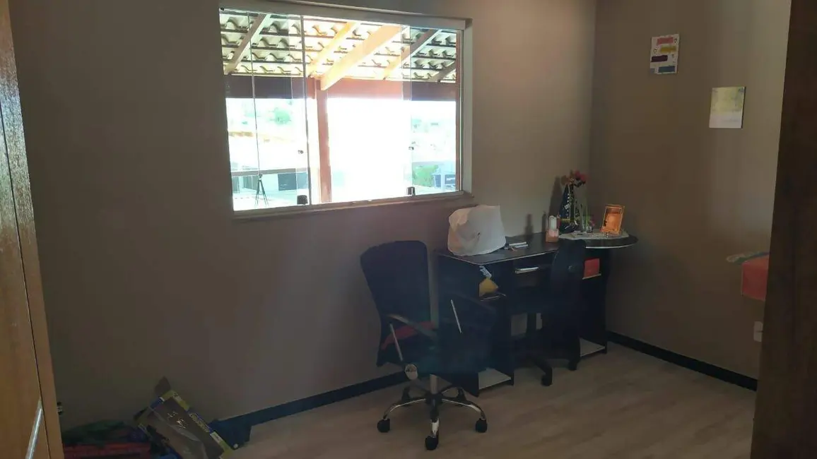 Casa com 4 quartos à venda, 198m2 em Jardim Verona, Ribeirao Das Neves - MG - imagem 8 Foto 8 de Casa com 4 quartos à venda, 198m2 em Jardim Verona, Ribeirao Das Neves - MG