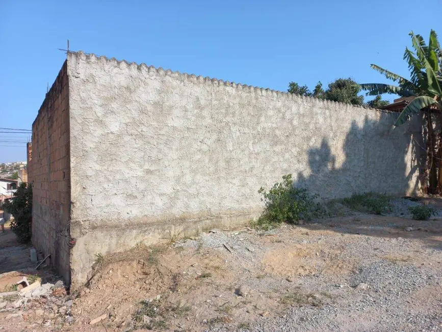 Terreno / Lote à venda, 360m2 em Veneza, Ribeirao Das Neves - MG - imagem 4 Foto 4 de Terreno / Lote à venda, 360m2 em Veneza, Ribeirao Das Neves - MG