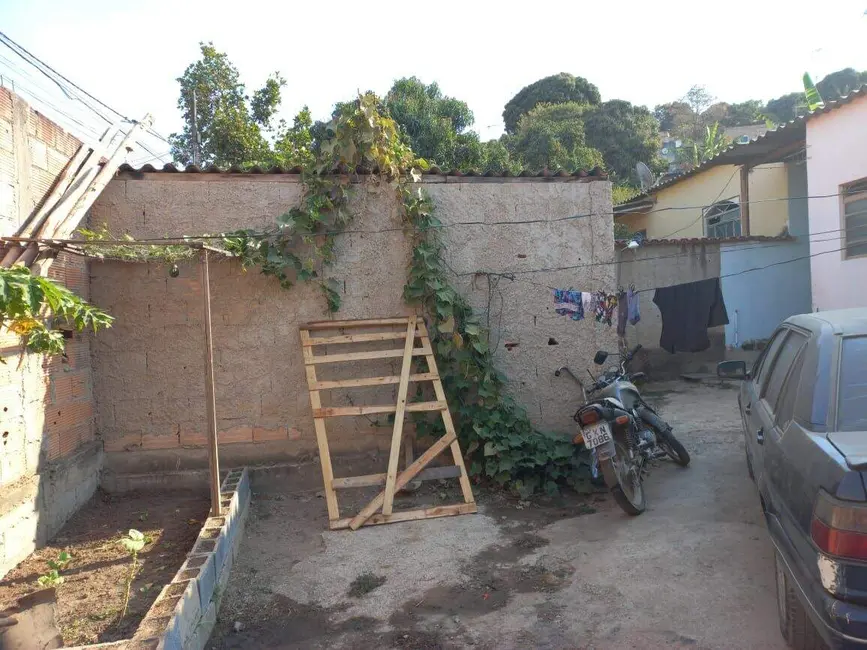 Terreno / Lote à venda, 360m2 em Veneza, Ribeirao Das Neves - MG - imagem 5 Foto 5 de Terreno / Lote à venda, 360m2 em Veneza, Ribeirao Das Neves - MG