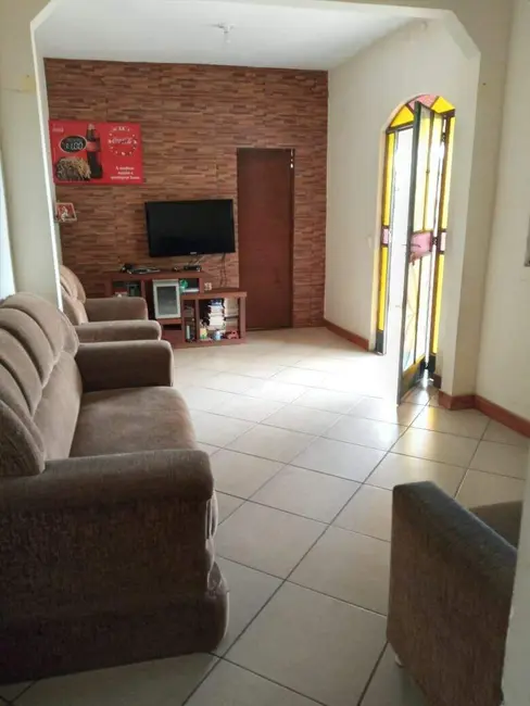 Casa com 2 quartos à venda, 80m2 em Florença, Ribeirao Das Neves - MG - imagem 9 Foto 9 de Casa com 2 quartos à venda, 80m2 em Florença, Ribeirao Das Neves - MG