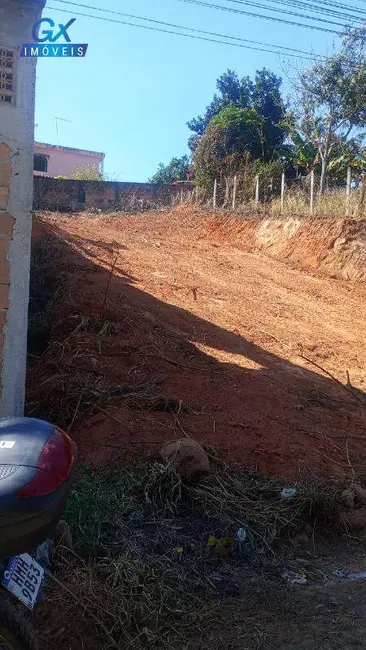 Foto 1 de Terreno / Lote à venda, 405m2 em Santinho, Ribeirao Das Neves - MG