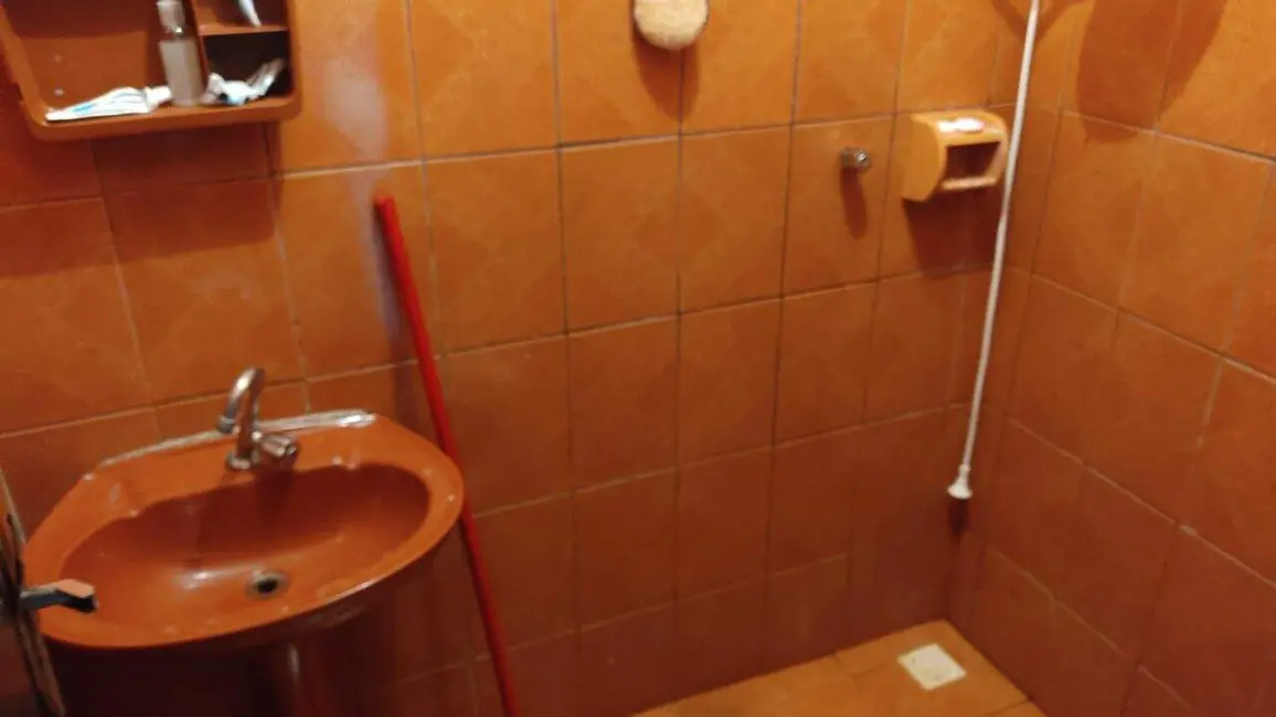 Casa com 4 quartos à venda, 120m2 em Florença, Ribeirao Das Neves - MG - imagem 6 Foto 6 de Casa com 4 quartos à venda, 120m2 em Florença, Ribeirao Das Neves - MG