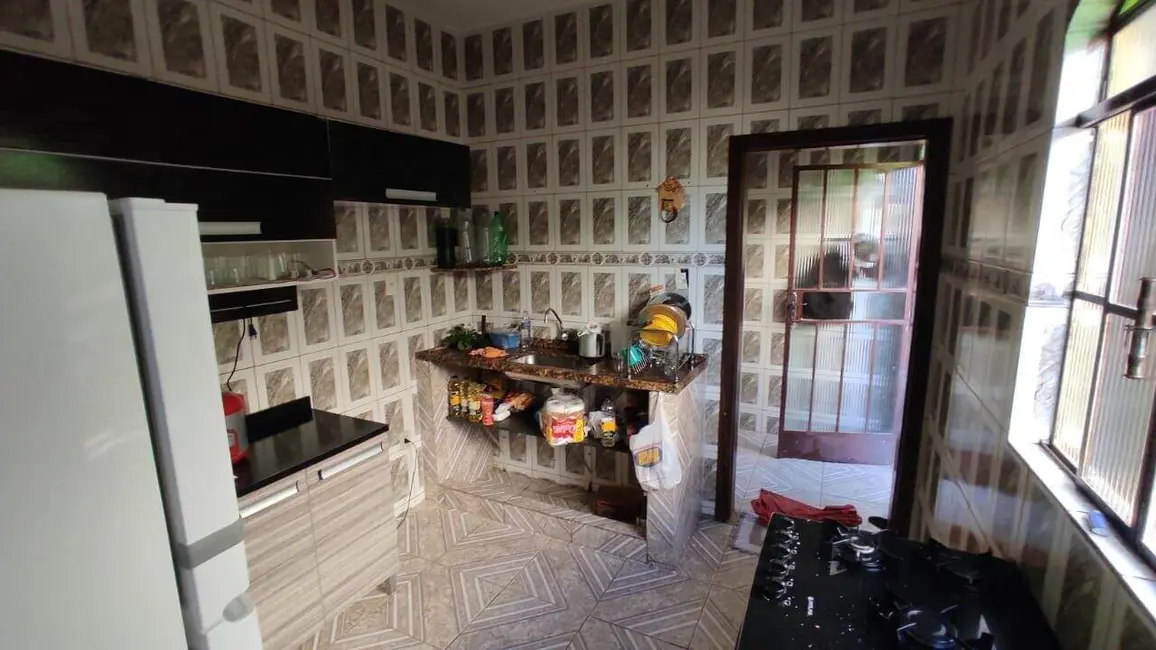 Casa com 4 quartos à venda, 120m2 em Florença, Ribeirao Das Neves - MG - imagem 4 Foto 4 de Casa com 4 quartos à venda, 120m2 em Florença, Ribeirao Das Neves - MG