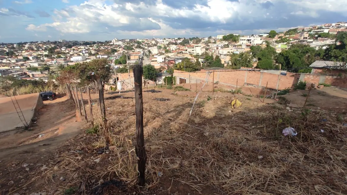 Foto 5 de Terreno / Lote à venda, 440m2 em Veneza, Ribeirao Das Neves - MG