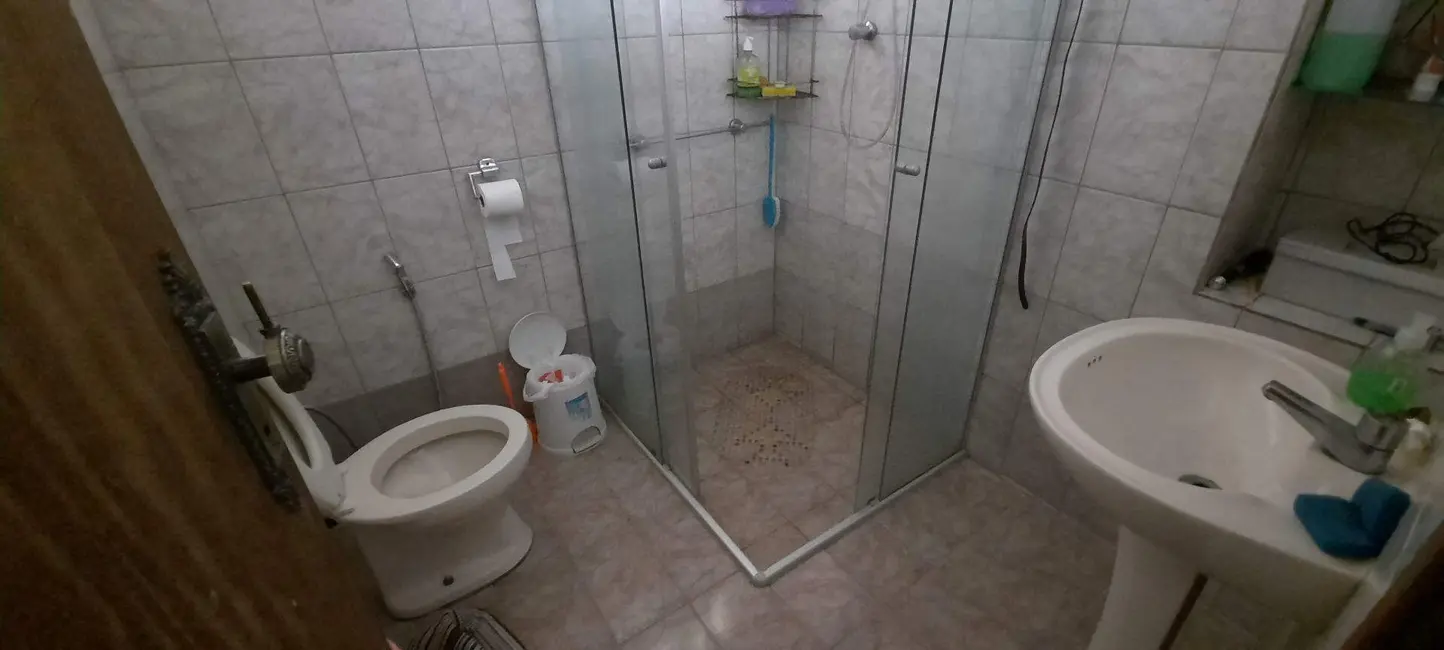 Chácara com 3 quartos à venda, 120m2 em Vale das Acácias, Ribeirao Das Neves - MG - imagem 9 Foto 9 de Chácara com 3 quartos à venda, 120m2 em Vale das Acácias, Ribeirao Das Neves - MG