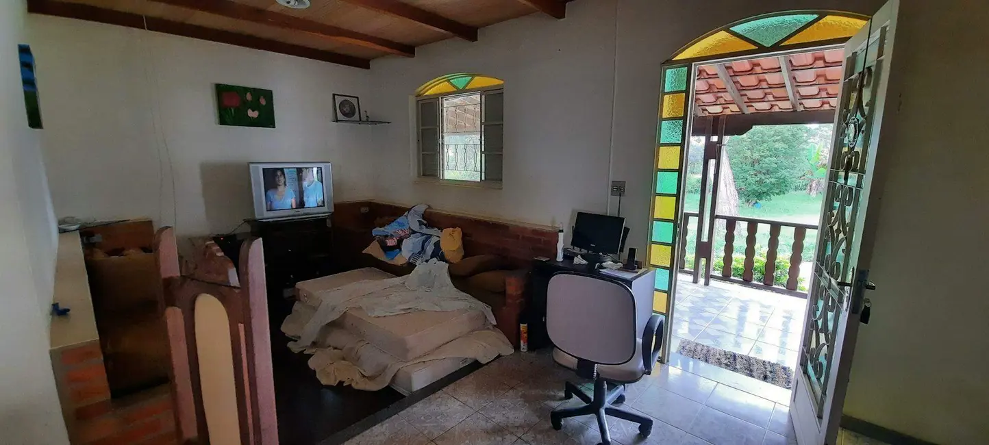Chácara com 3 quartos à venda, 120m2 em Vale das Acácias, Ribeirao Das Neves - MG - imagem 6 Foto 6 de Chácara com 3 quartos à venda, 120m2 em Vale das Acácias, Ribeirao Das Neves - MG