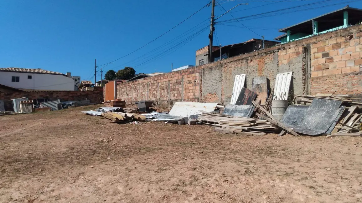 Terreno / Lote à venda, 2460m2 em Centro, Ribeirao Das Neves - MG - imagem 9 Foto 9 de Terreno / Lote à venda, 2460m2 em Centro, Ribeirao Das Neves - MG