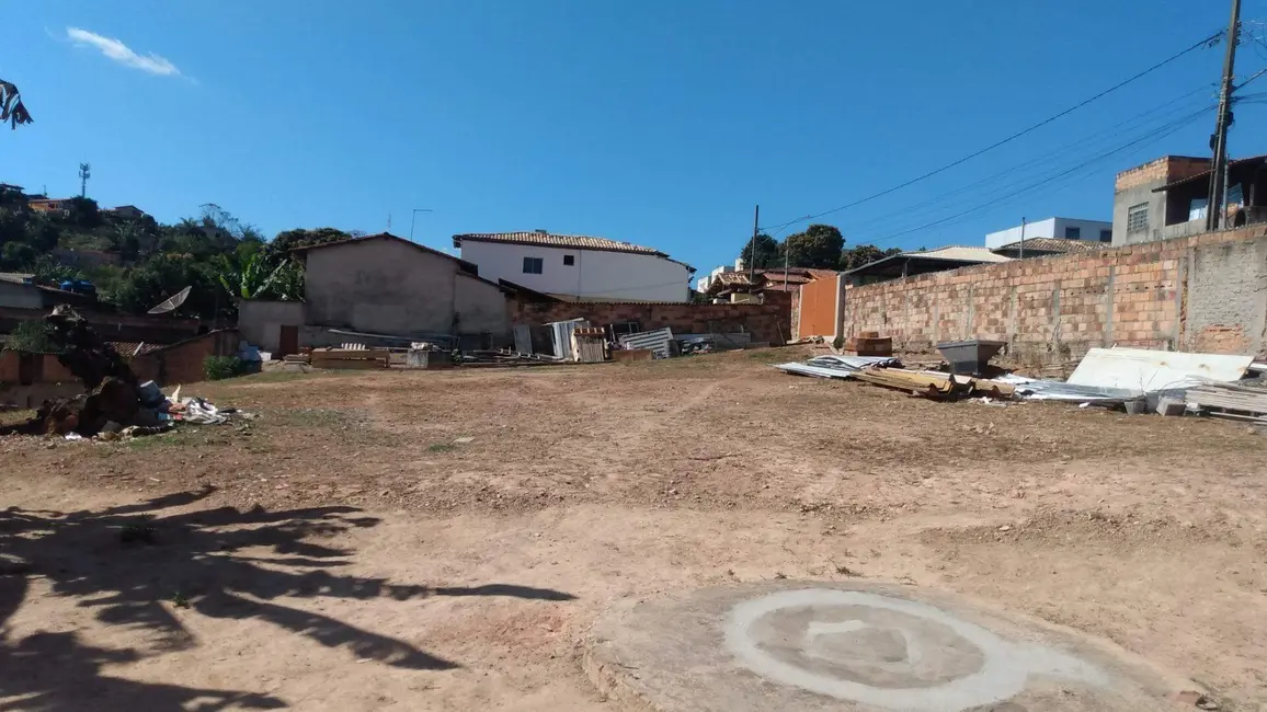 Terreno / Lote à venda, 2460m2 em Centro, Ribeirao Das Neves - MG - imagem 6 Foto 6 de Terreno / Lote à venda, 2460m2 em Centro, Ribeirao Das Neves - MG