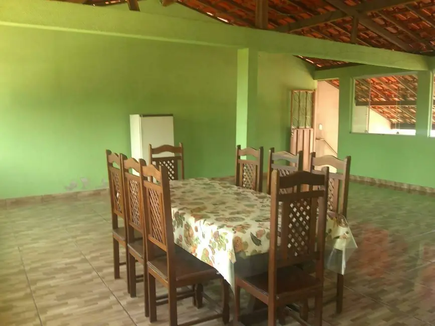 Casa com 4 quartos à venda, 120m2 em Santa Fé (Justinópolis), Ribeirao Das Neves - MG - imagem 9 Foto 9 de Casa com 4 quartos à venda, 120m2 em Santa Fé (Justinópolis), Ribeirao Das Neves - MG