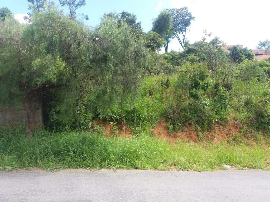 Terreno / Lote à venda, 370m2 em Centro, Vespasiano - MG - imagem 3 Foto 3 de Terreno / Lote à venda, 370m2 em Centro, Vespasiano - MG