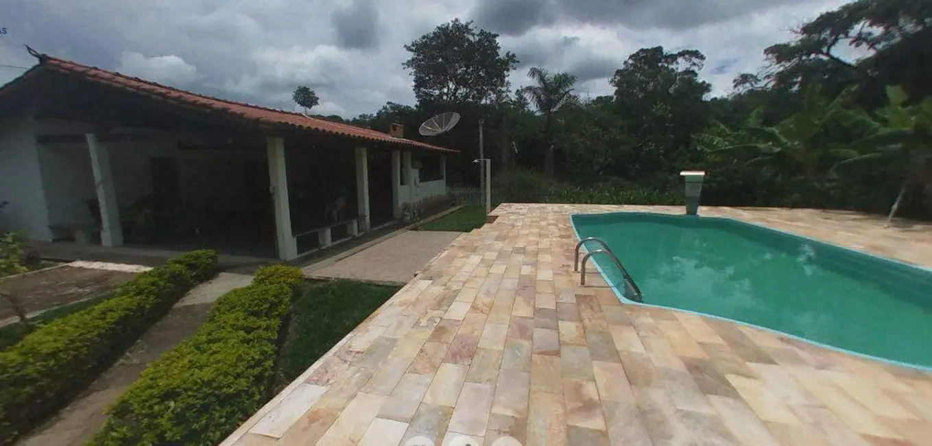 Foto 2 de Chácara com 3 quartos à venda, 85m2 em Esmeraldas - MG
