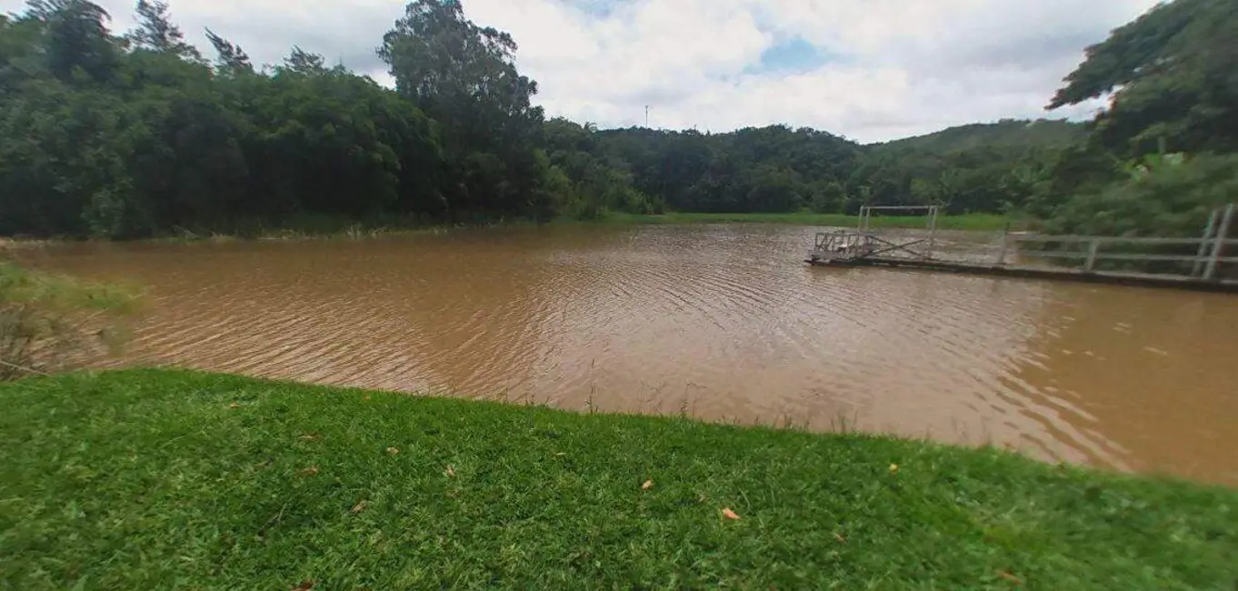 Chácara com 3 quartos à venda, 85m2 em Esmeraldas - MG - imagem 7 Foto 7 de Chácara com 3 quartos à venda, 85m2 em Esmeraldas - MG