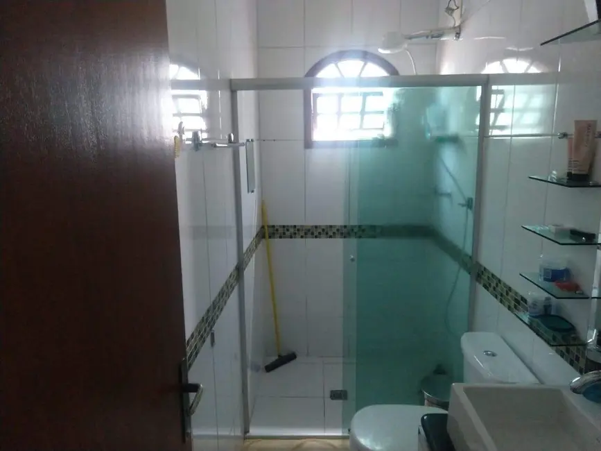 Casa com 3 quartos à venda, 150m2 em Veneza, Ribeirao Das Neves - MG - imagem 9 Foto 9 de Casa com 3 quartos à venda, 150m2 em Veneza, Ribeirao Das Neves - MG