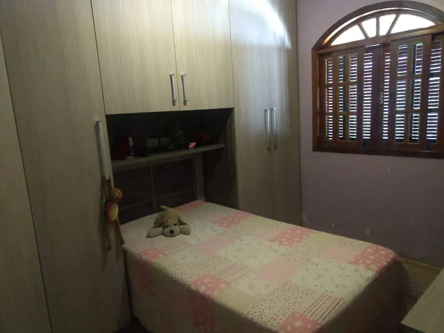 Casa com 3 quartos à venda, 150m2 em Veneza, Ribeirao Das Neves - MG - imagem 7 Foto 7 de Casa com 3 quartos à venda, 150m2 em Veneza, Ribeirao Das Neves - MG