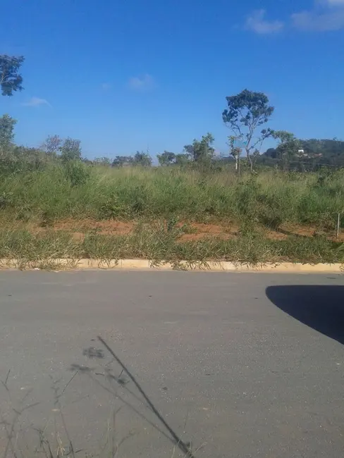 Foto 1 de Terreno / Lote à venda, 260m2 em Esmeraldas - MG