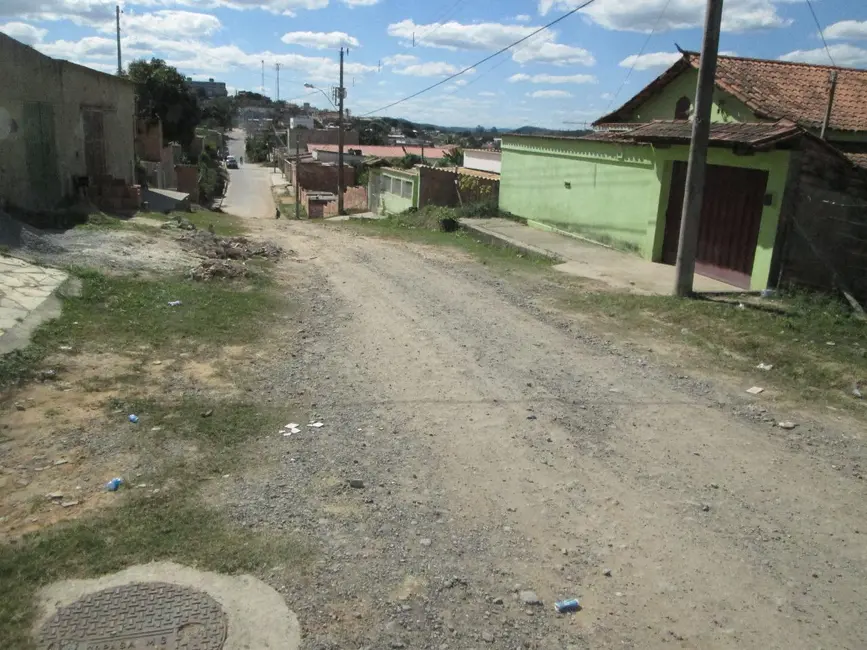Foto 4 de Terreno / Lote à venda, 720m2 em Veneza, Ribeirao Das Neves - MG