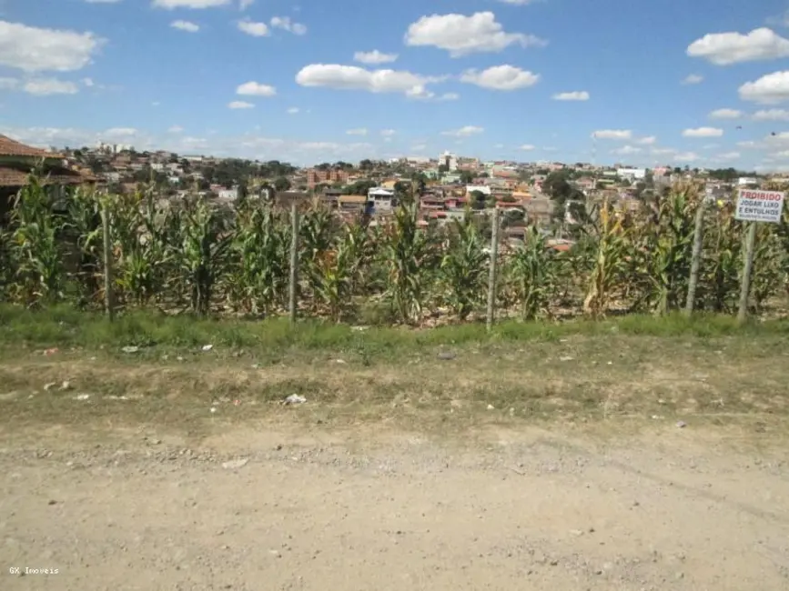 Foto 1 de Terreno / Lote à venda, 720m2 em Veneza, Ribeirao Das Neves - MG