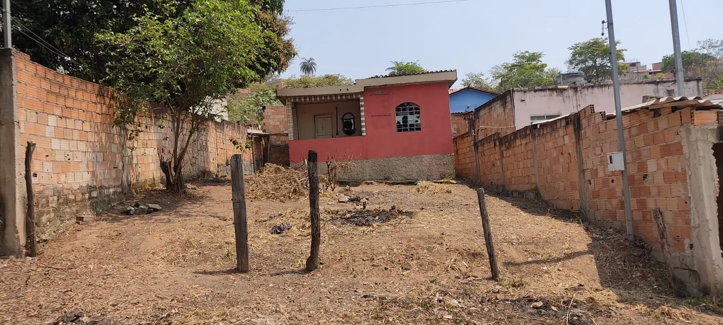 Foto 4 de Casa com 2 quartos à venda, 56m2 em Nápoli, Ribeirao Das Neves - MG