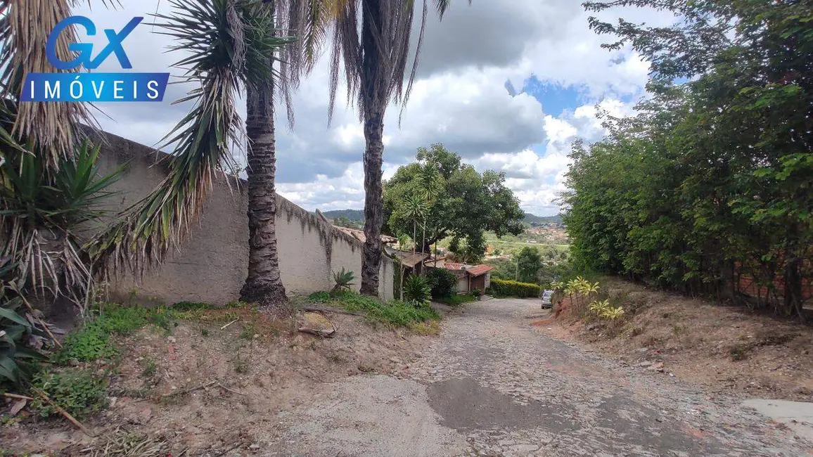 Foto 2 de Terreno / Lote à venda, 360m2 em Esmeraldas - MG