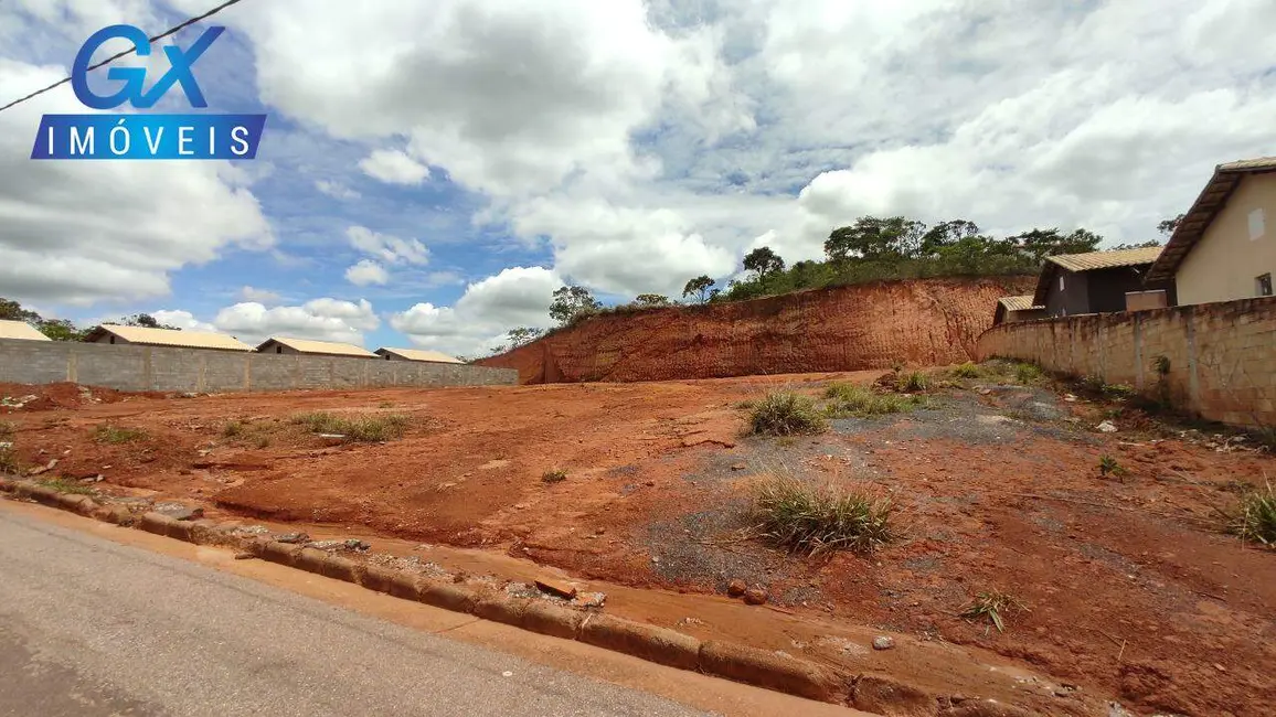 Foto 2 de Terreno / Lote à venda, 598m2 em Esmeraldas - MG